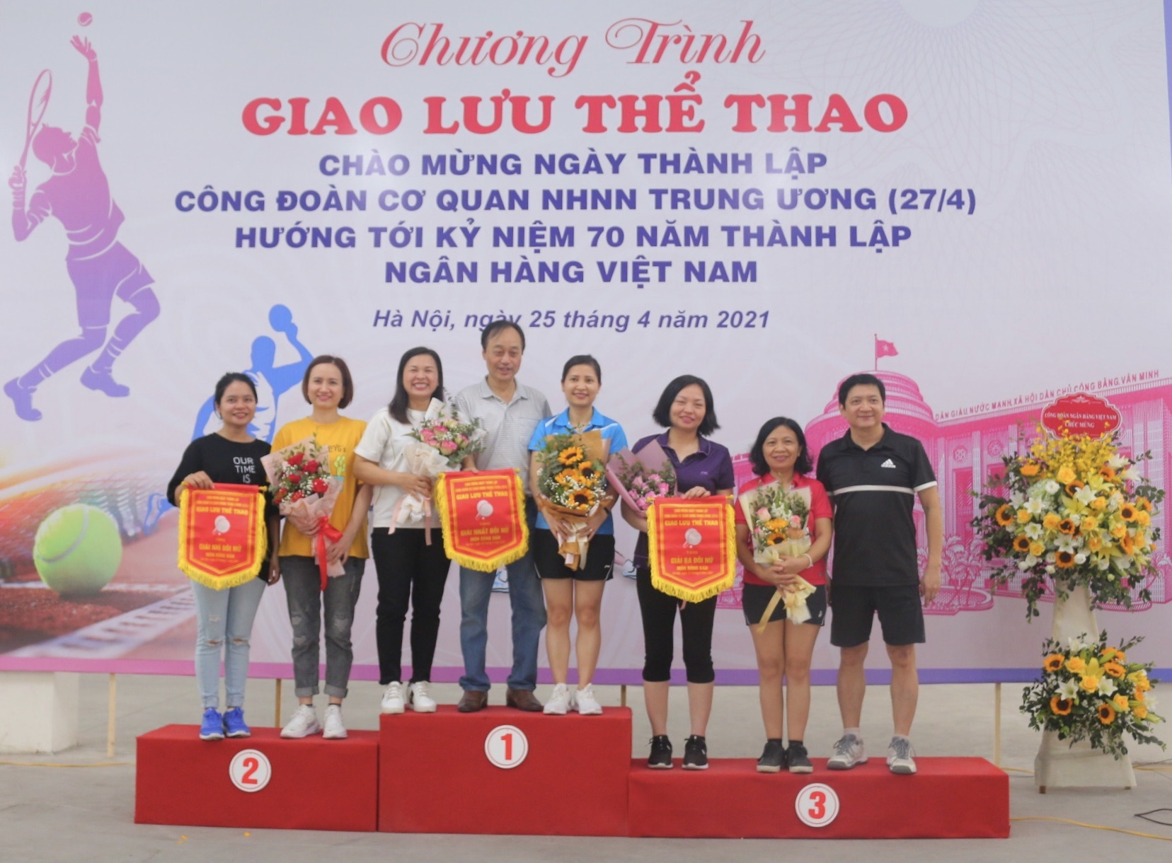 giao luu the thao co quan nhnn trung uong lan toa tinh than doan ket