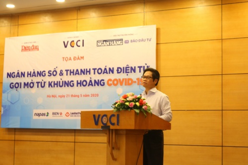 dich covid 19 chat xuc tac cho cuoc di dan tren khong gian so