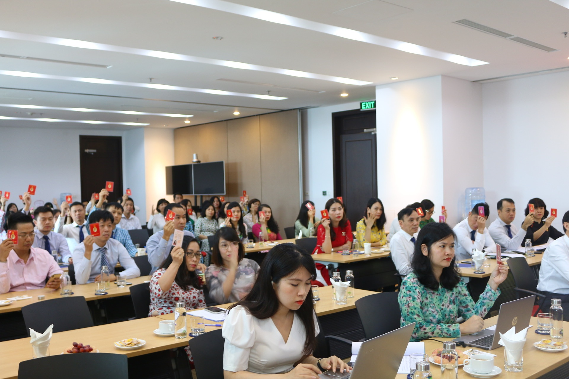 dang bo cong ty co phan thanh toan quoc gia viet nam to chuc thanh cong dai hoi nhiem ky 2020 2025