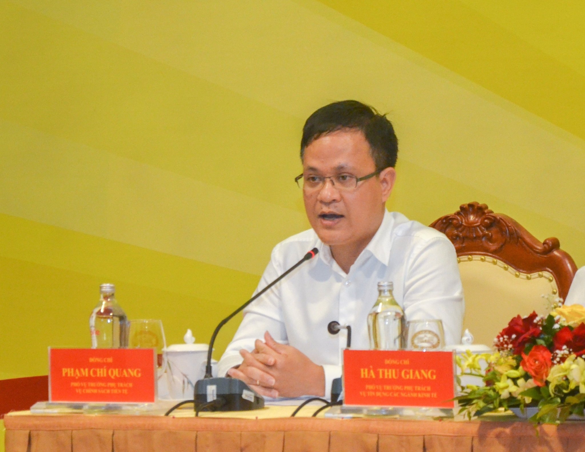 kiem soat lam phat la nhiem vu trong tam cua nganh ngan hang