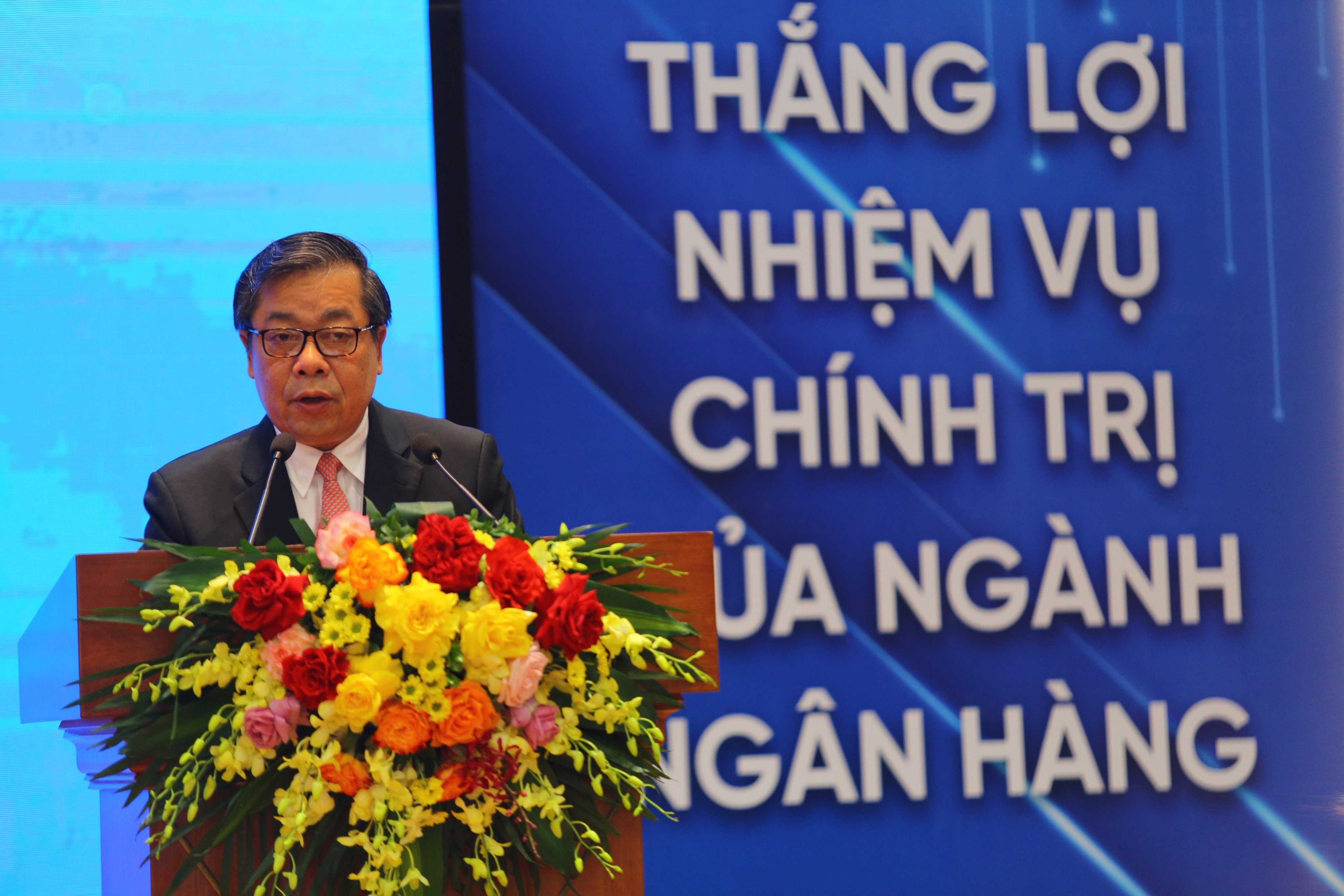 ky dai hoi cua y chi suc manh doan ket va tri tue cua tuoi tre nhtw