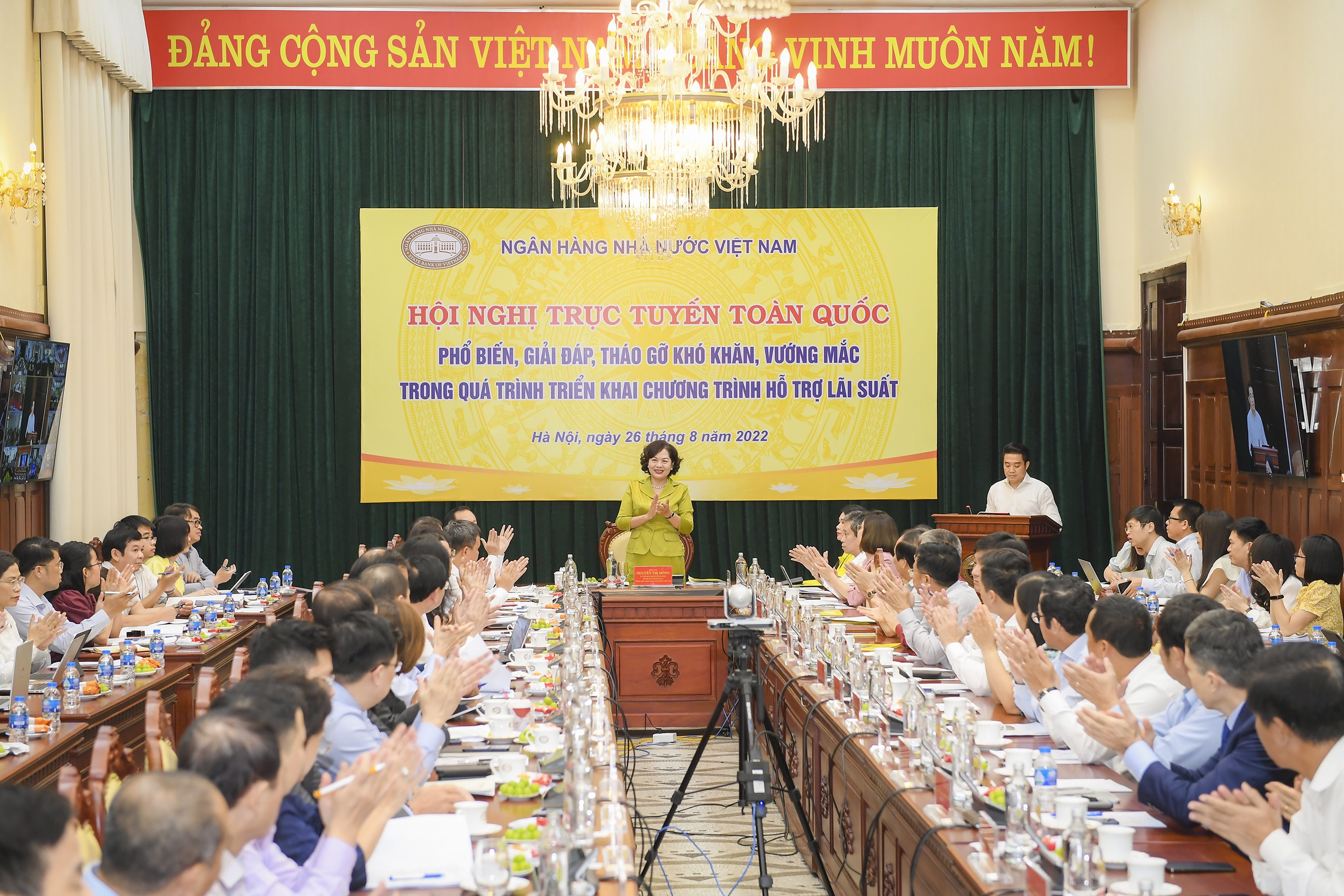 Quyết liệt, trách nhiệm trong triển khai gói hỗ trợ lãi suất 2% quyet liet trach nhiem trong trien khai goi ho tro lai suat 2