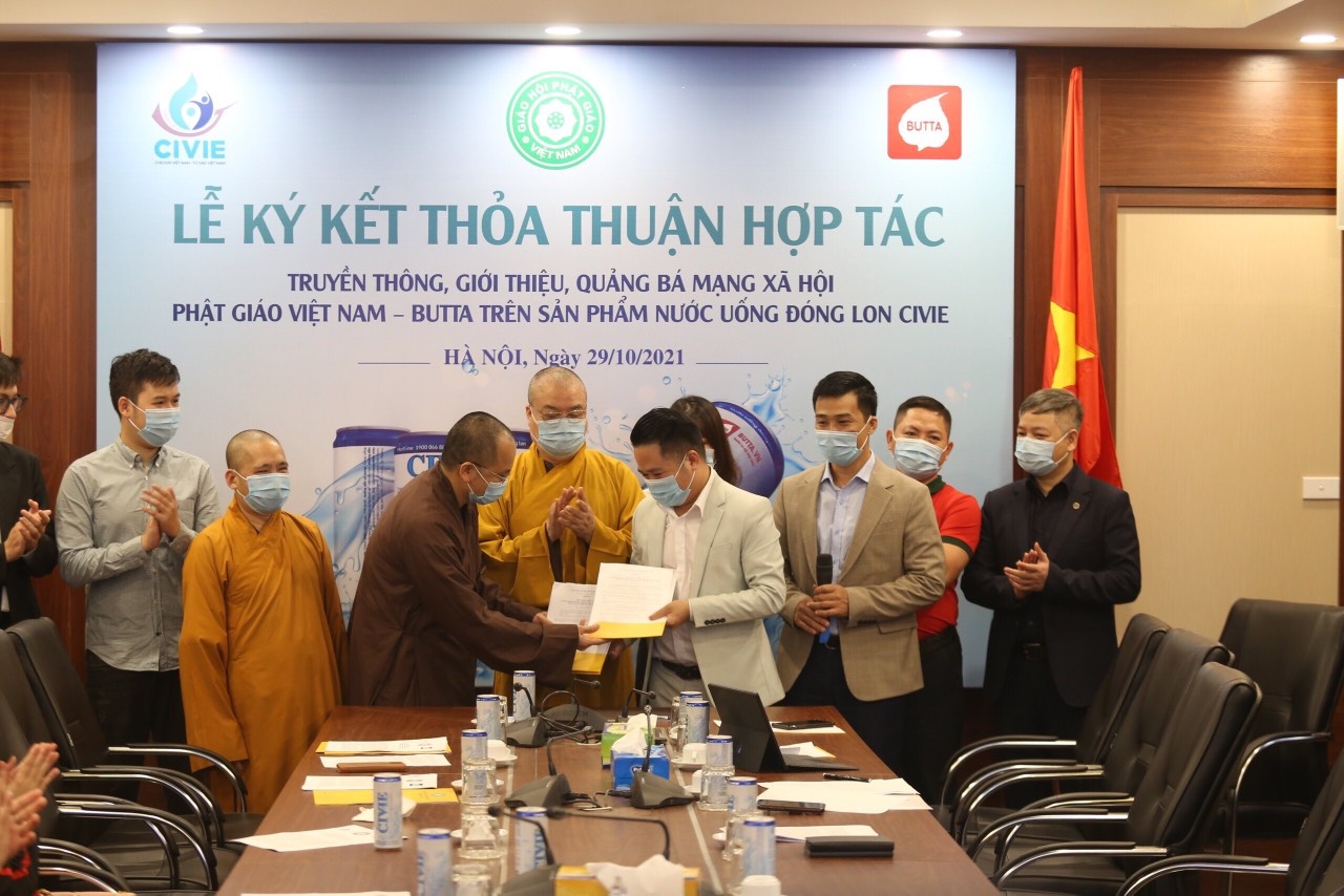 truyen thong diep bao ve moi truong den cac phat tu