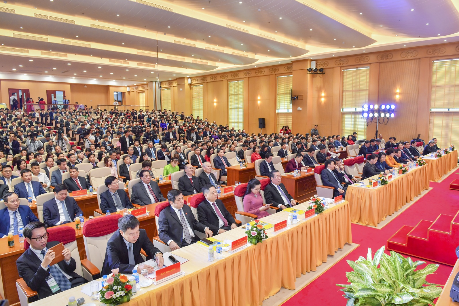 dai hoi thi dua yeu nuoc nganh ngan hang lan thu viii