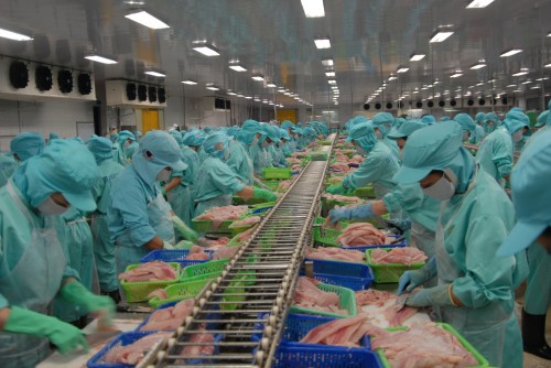 “Ngân hàng đi bán cá” và chuyện xử lý nợ xấu của SHB