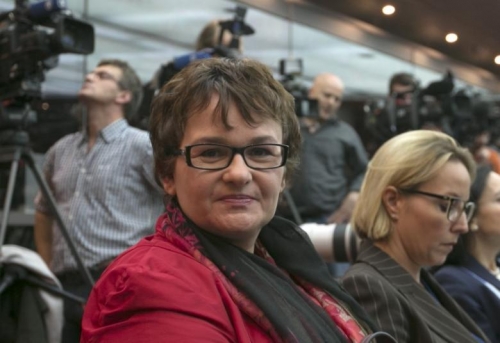 Quan chức ECB nói chưa thể vội tăng lãi suất