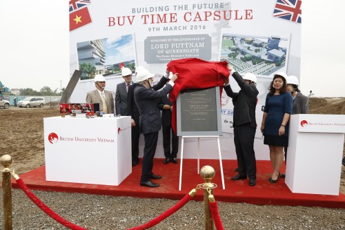 Huân tước David Puttnam Vương quốc Anh gửi thông điệp học tập đến sinh viên Việt Nam Huân tước David Puttnam Vương quốc Anh gửi thông điệp học tập đến sinh viên Việt Nam