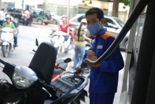 Chưa đề xuất tăng thuế bảo vệ môi trường với xăng dầu