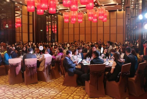 Căn hộ view biển hút khách Căn hộ view biển hút khách