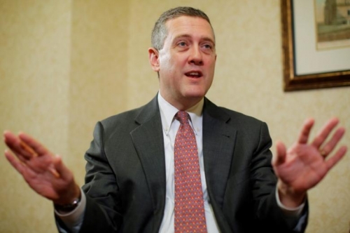 Chủ tịch Fed St. Louis lặp lại quan điểm không vội tăng lãi suất