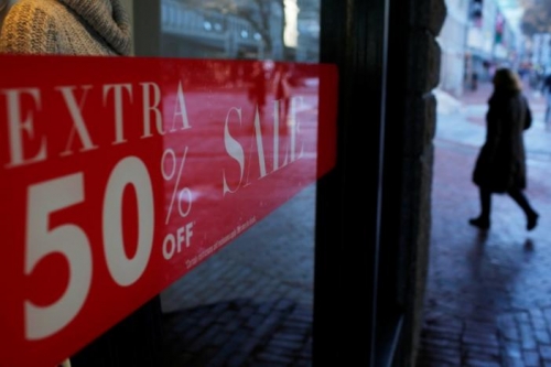 Mỹ: Bán lẻ, lạm phát nhấn mạnh tăng trưởng yếu hơn trong quý 1