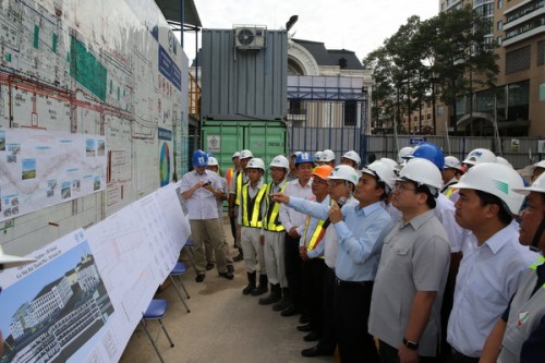 Phó Thủ tướng đôn đốc tiến độ đường sắt đô thị TP. Hồ Chí Minh Phó Thủ tướng đôn đốc tiến độ đường sắt đô thị TP. Hồ Chí Minh