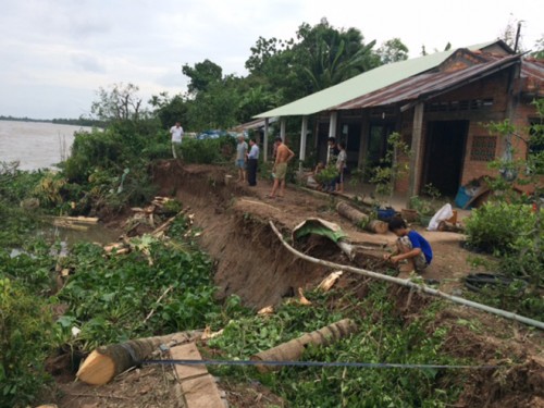 TPHCM có 44 điểm sạt lở bờ sông nghiêm trọng