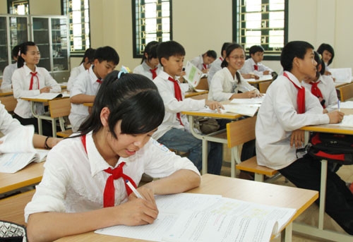 Phó Thủ tướng chỉ đạo chấn chỉnh tình trạng lạm thu đầu năm học