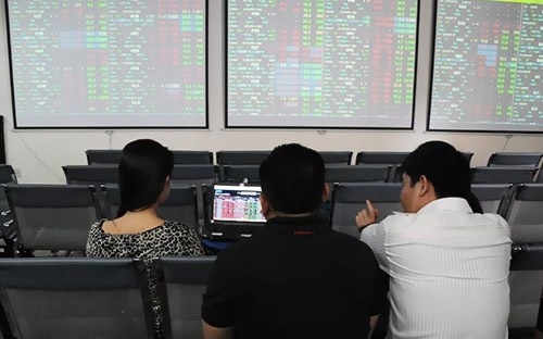 Dòng vốn FII chảy mạnh vào TTCK giúp tăng dự trữ ngoại hối của Việt Nam