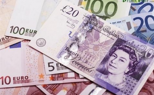 Bảng Anh ổn định trước cuộc tranh luận Brexit, lợi suất trái phiếu Mỹ hỗ trợ USD