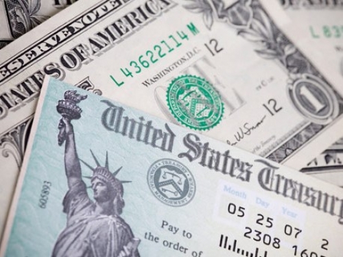 Trung Quốc giảm nắm giữ trái phiếu Mỹ lần đầu tiên trong 8 tháng