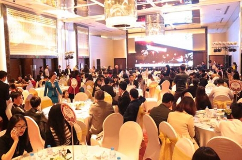 Diamond Bay Condotel Resort Nha Trang hút khách sau mở bán