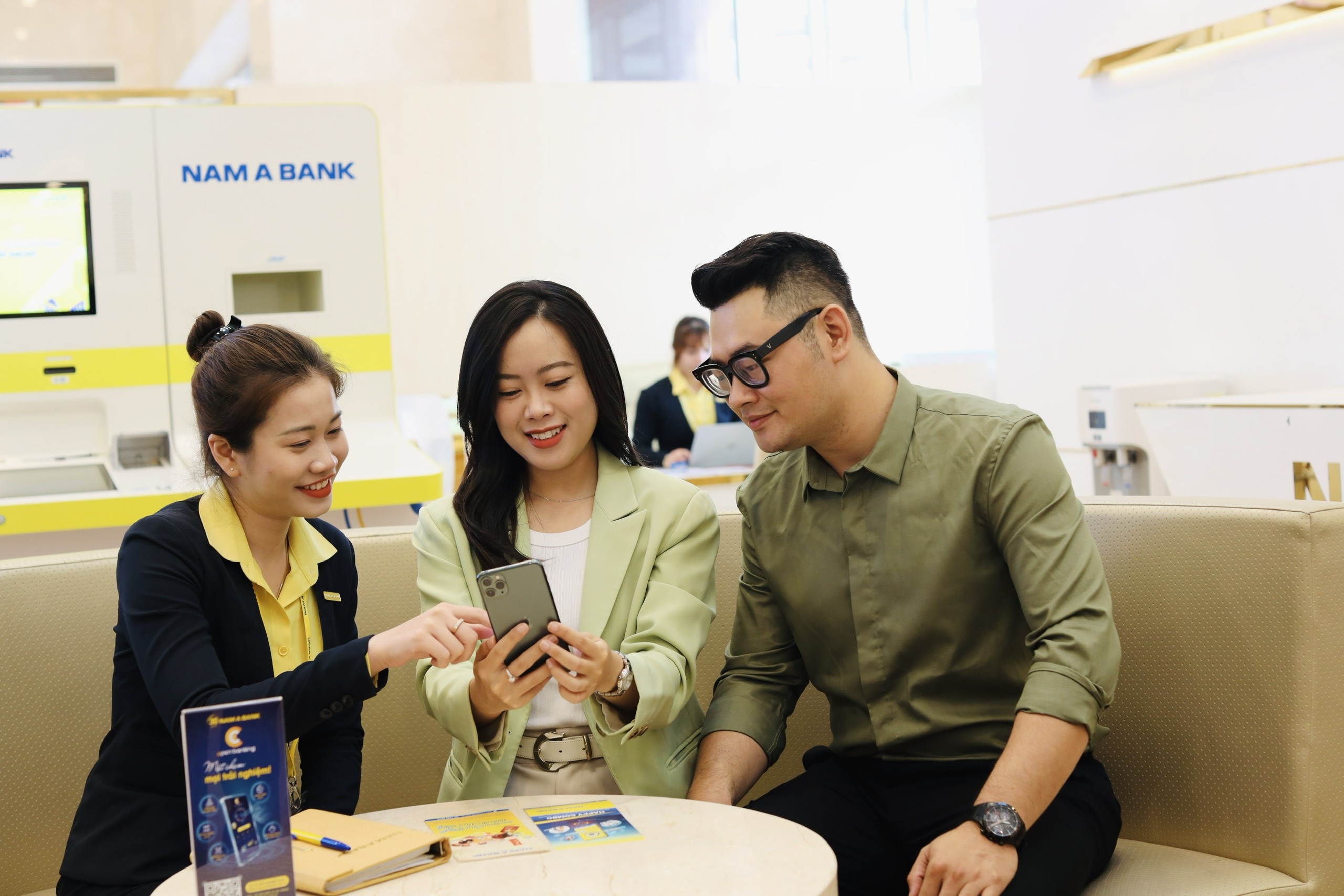 Nam A Bank đồng hành cùng khách hàng phát triển kinh tế qua nhiều hoạt động ý nghĩa
