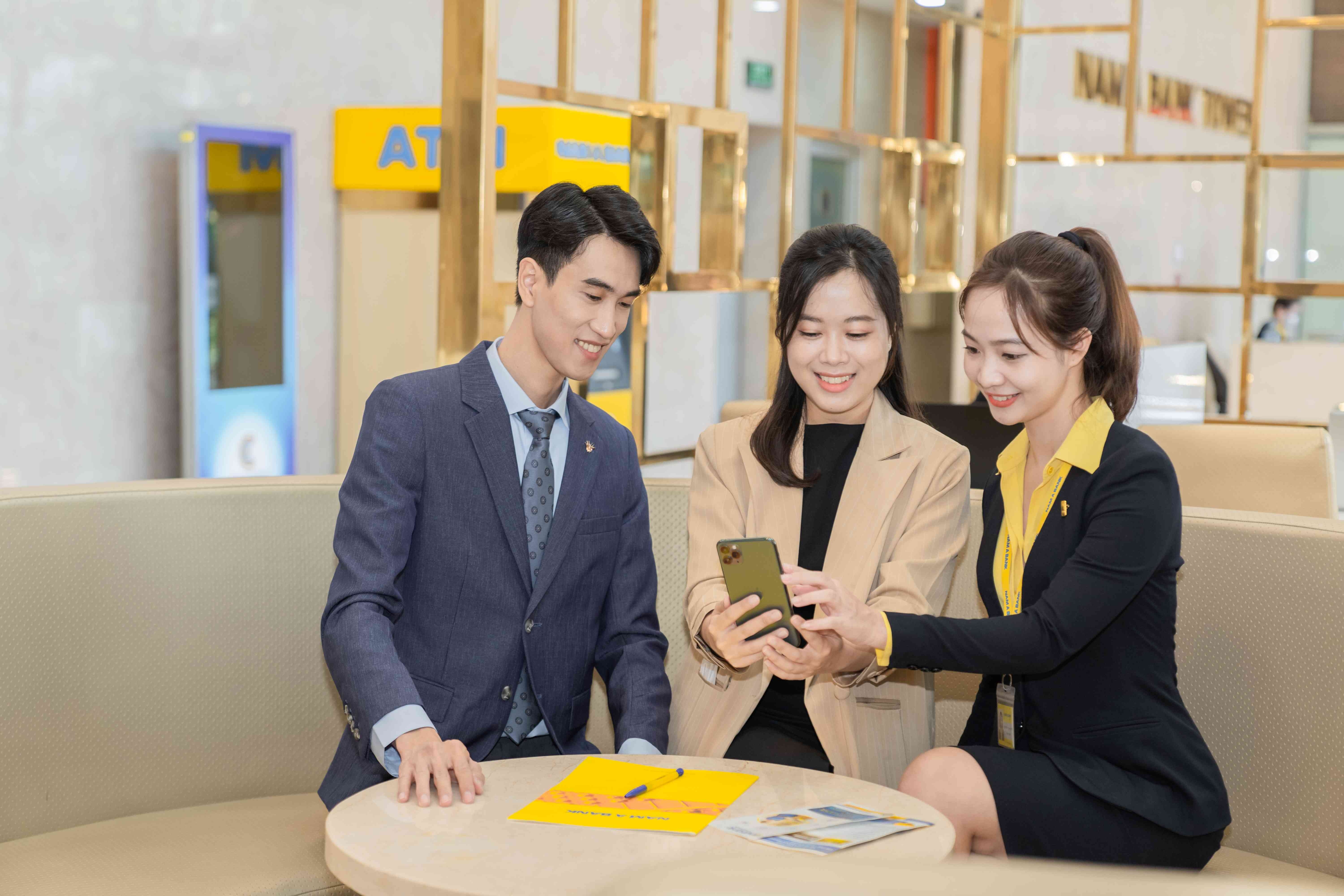 nam a bank san pham tin dung xanh dat tieu chuan quoc te ve quan ly rui ro