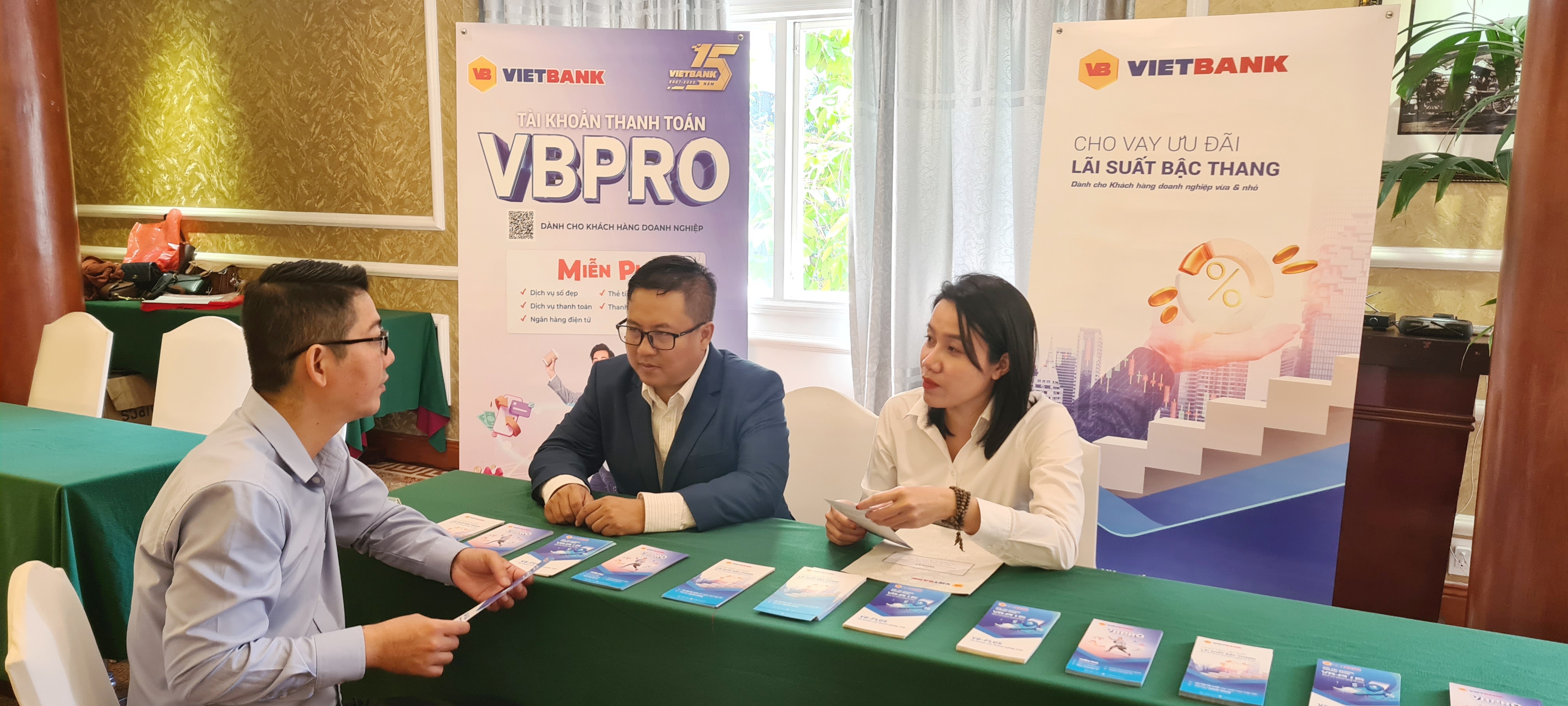 Vietbank triển khai gói hỗ trợ lãi suất giúp doanh nghiệp phục hồi vietbank trien khai goi ho tro lai suat giup doanh nghiep phuc hoi phat trien kinh te