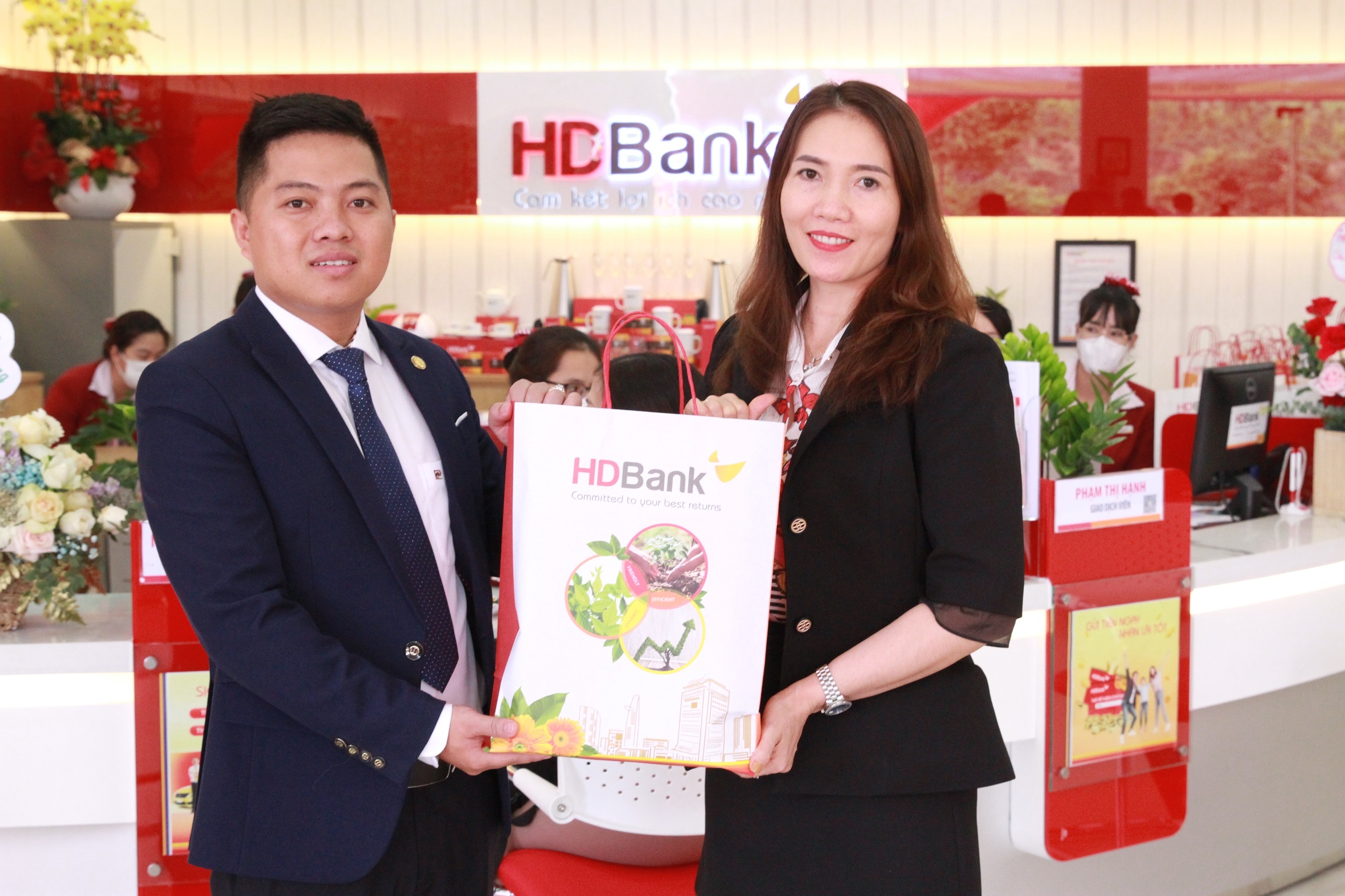 Ngược lên vùng cao, HDBank đẩy mạnh nâng cấp hạ tầng tài chính Đắk Nông