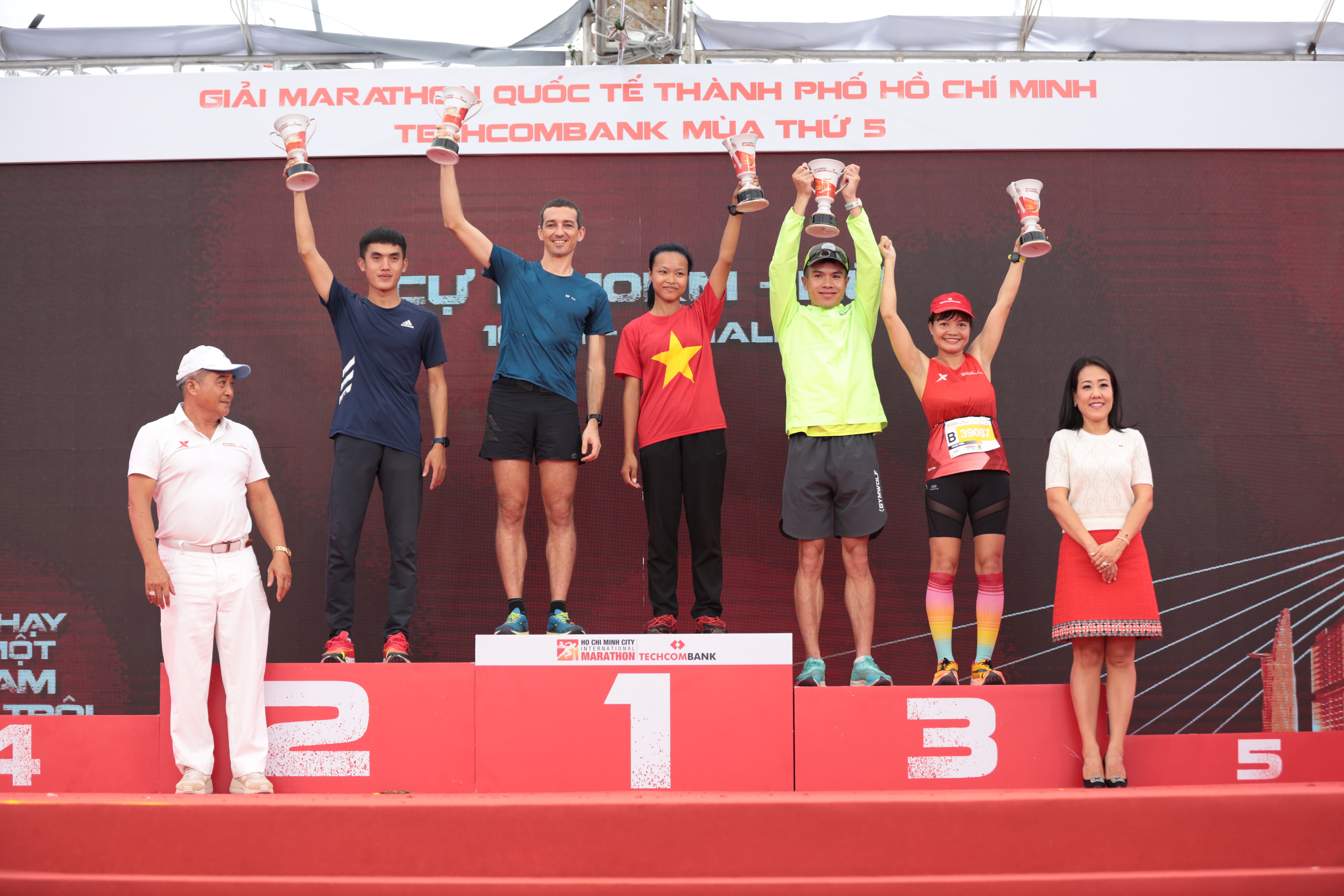 Giải Marathon Quốc tế TP.HCM Techcombank mùa thứ 5 thành công tốt đẹp giai marathon quoc te tphcm techcombank mua thu 5 thanh cong tot dep