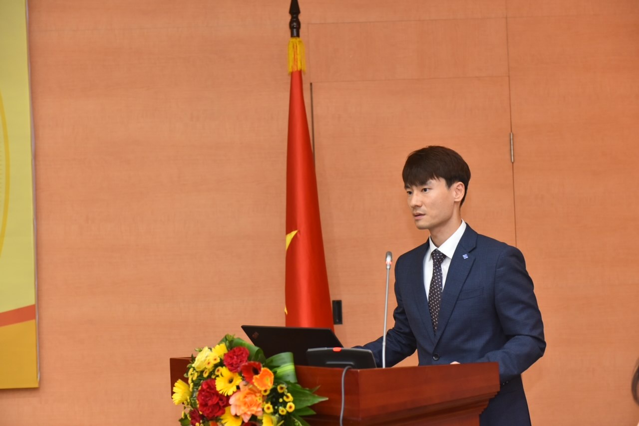 cic cong bo mo hinh cham diem tin dung the nhan tren nen tang cong nghe va thuat toan moi