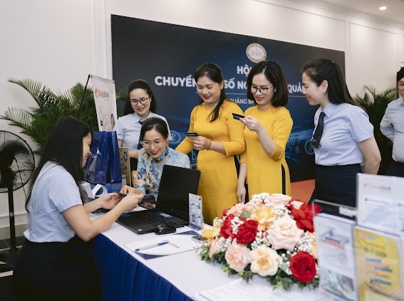 Tổ chức Hội nghị Chuyển đổi số ngân hàng Quảng Bình to chuc hoi nghi chuyen doi so ngan hang quang binh