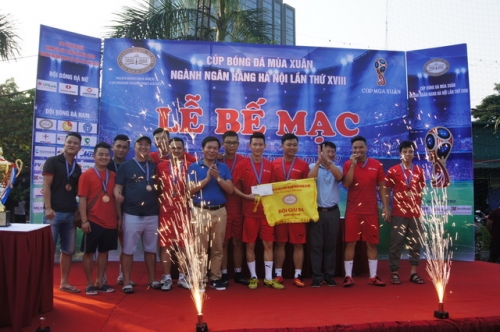 Techcombank vô địch Cúp bóng đá Mùa xuân ngành Ngân hàng Hà Nội