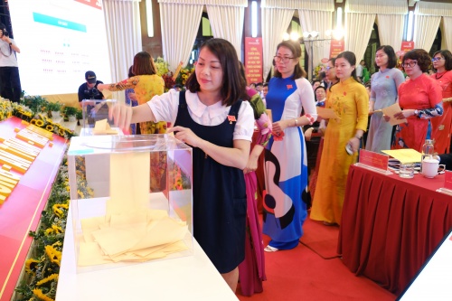 can can tiep tuc dat ra cac muc tieu nhiem vu cao hon