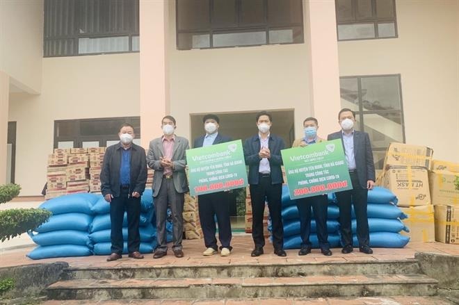 Sưởi ấm vùng cao – Chung tay chống dịch