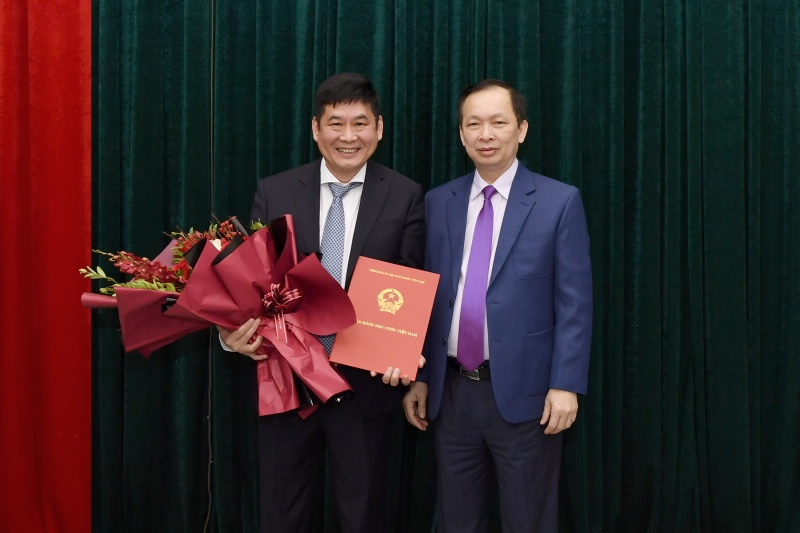 cong bo quyet dinh bo nhiem pho cuc truong cuc quan tri nhnn