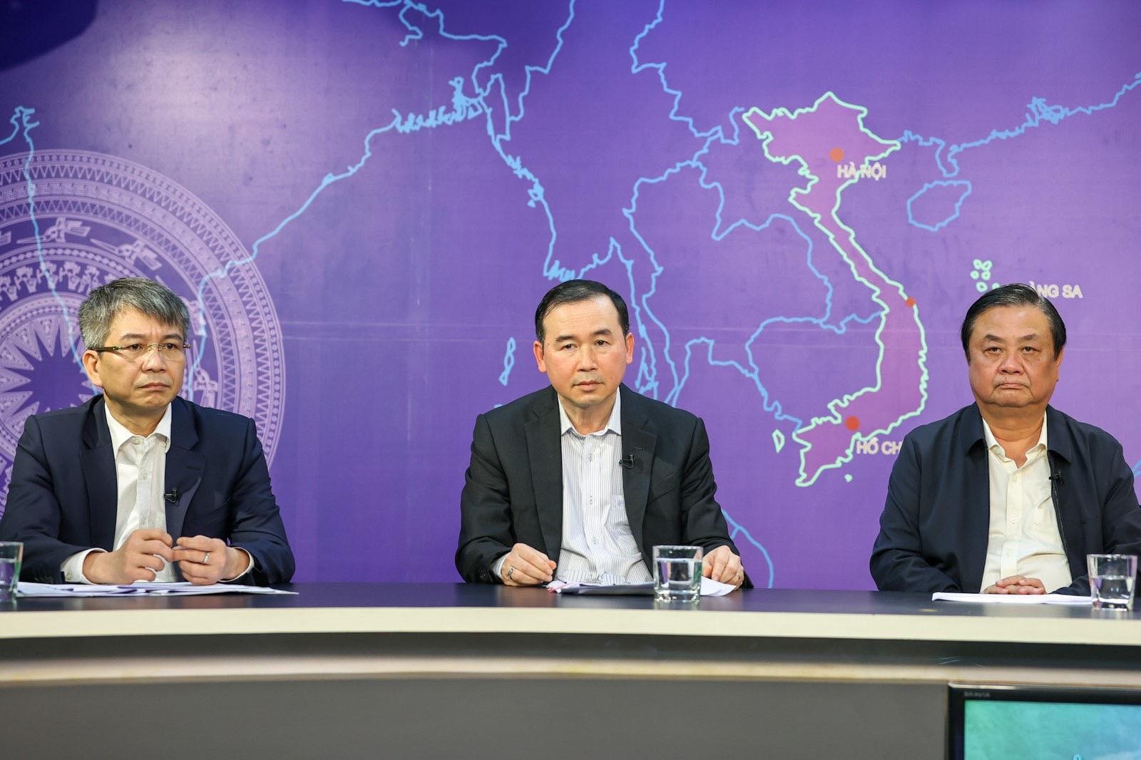 “Để nông sản không ùn tắc ở cửa khẩu: Đâu là giải pháp căn cơ?