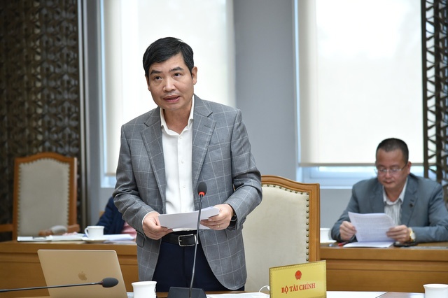 Kiểm soát chặt chẽ thị trường, xử lý nghiêm các trường hợp 'ăn theo' giá xăng dầu để trục lợi Kiểm soát chặt chẽ thị trường, xử lý nghiêm các trường hợp 'ăn theo' giá xăng dầu để trục lợi