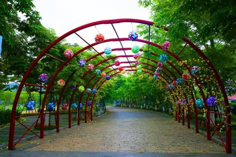 Chiêm ngưỡng các công viên Hạ Long đẹp mơ màng, lên lịch trở lại ngay thôi chiem nguo ng cac cong vien ha long de p mo ma ng len lich tro lai ngay thoi