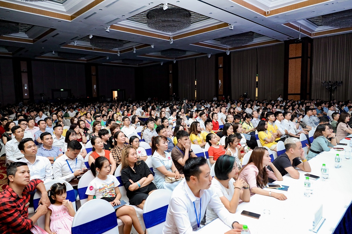 mua nha vinhomes ocean park khach hang trung lon o to vinfast luxa