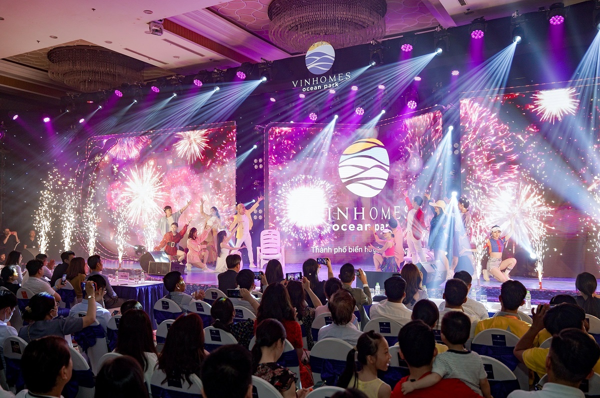 mua nha vinhomes ocean park khach hang trung lon o to vinfast luxa