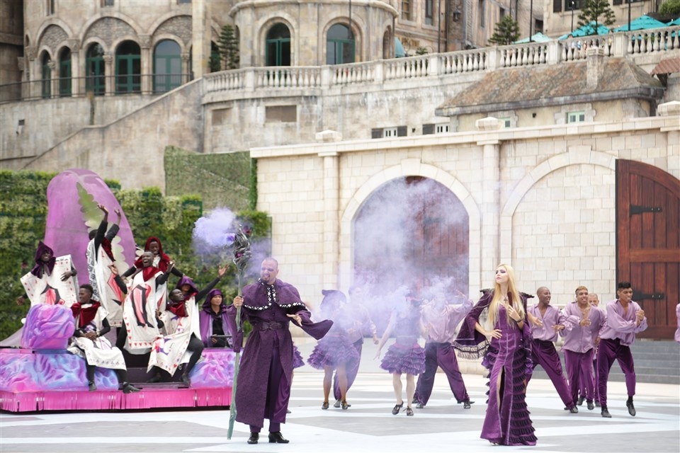 sun world ba na hills hua hen bung no voi loat san pham moi dip 304