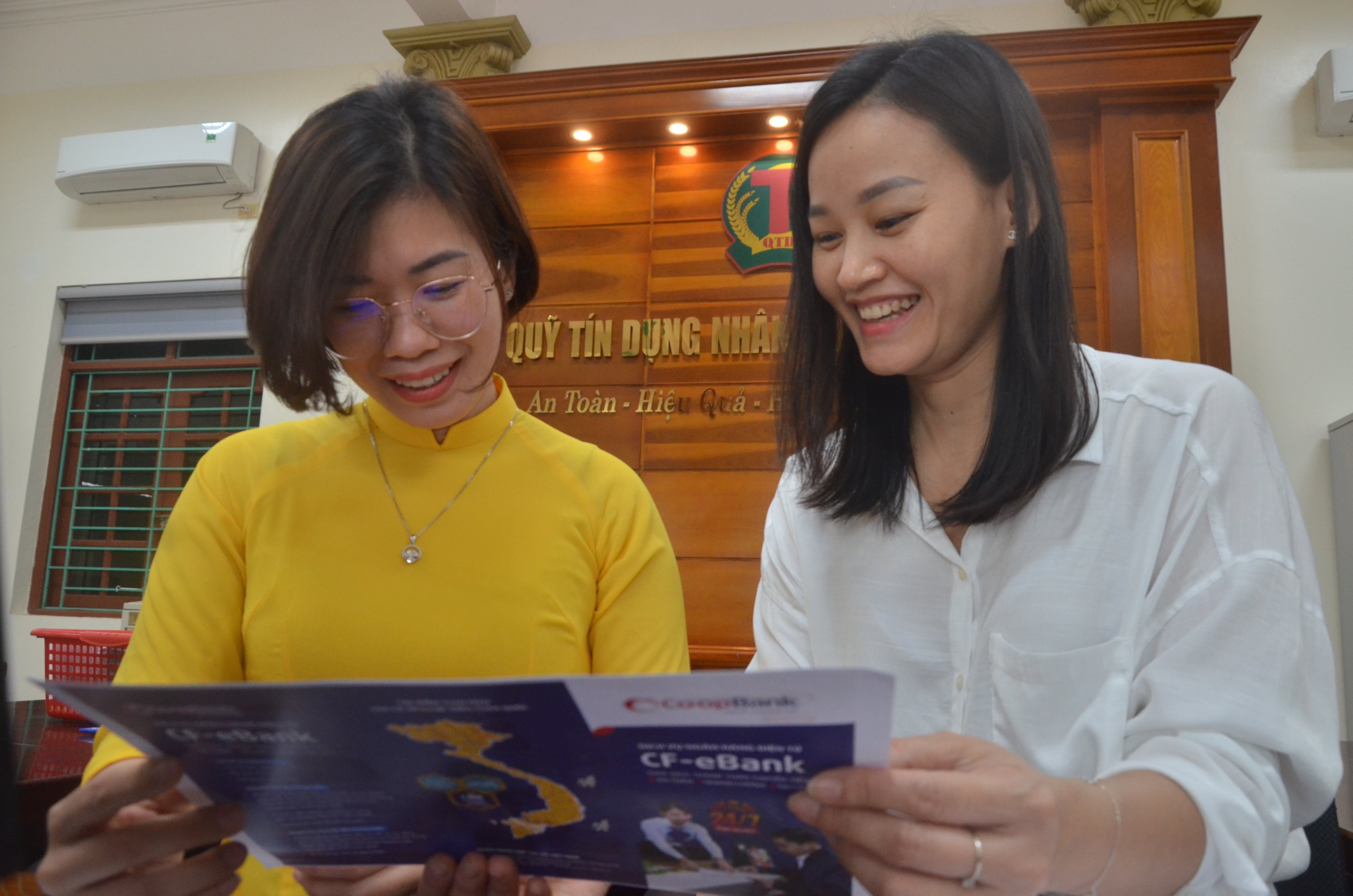 chuyen tien nhanh 247 cua co opbank ket noi nong thon thanh thi