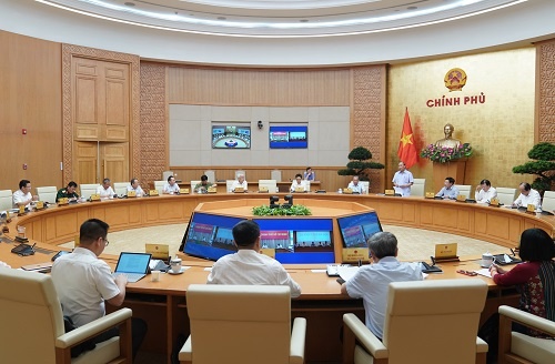 thu tuong dong y mo lai dich vu karaoke vu truong