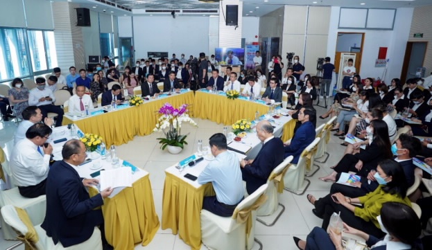 toa dam khoi thong nguon von cho thi truong bat dong san