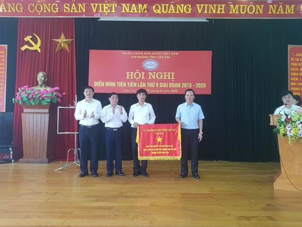Lào Cai: Biểu dương điển hình tiên tiến giai đoạn 2015-2020 lao cai bieu duong dien hinh tien tien giai doan 2015 2020