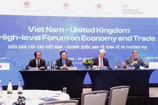 Thống đốc NHNN tham dự Diễn đàn cấp cao về kinh tế thương mại Việt Nam – Vương quốc Anh