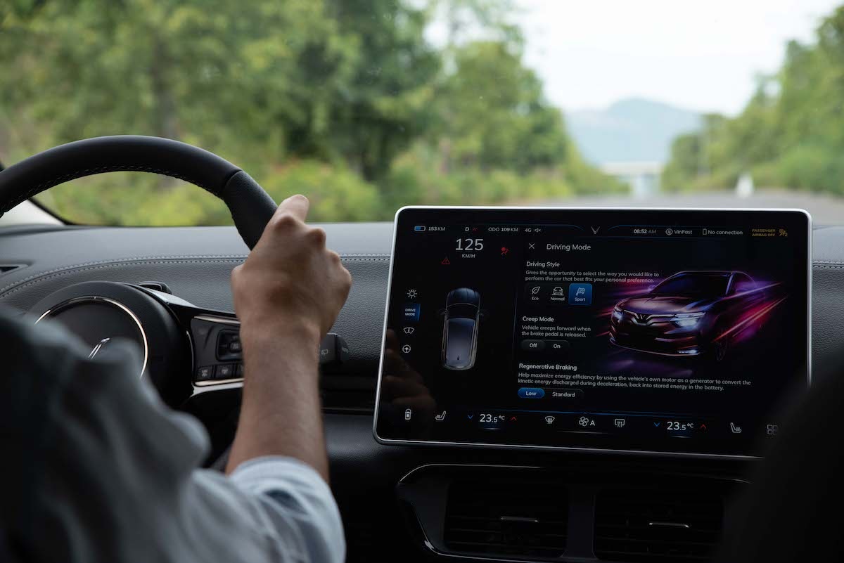 Chuyên gia ô tô châu Âu: VinFast có thể “phá vỡ” mọi giới hạn