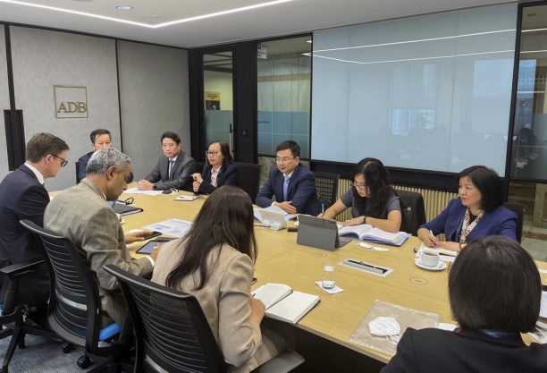 Phó Thống đốc Phạm Thanh Hà tham dự Hội nghị thường niên lần thứ 55 của ADB Phó Thống đốc Phạm Thanh Hà tham dự Hội nghị thường niên lần thứ 55 của ADB