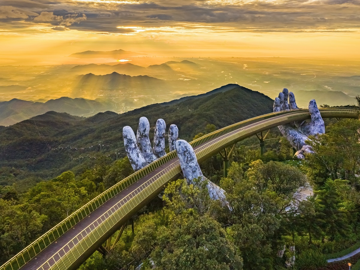 sun world ba na hills khong di theo mot hinh mau cong vien chu de nao tren the gioi
