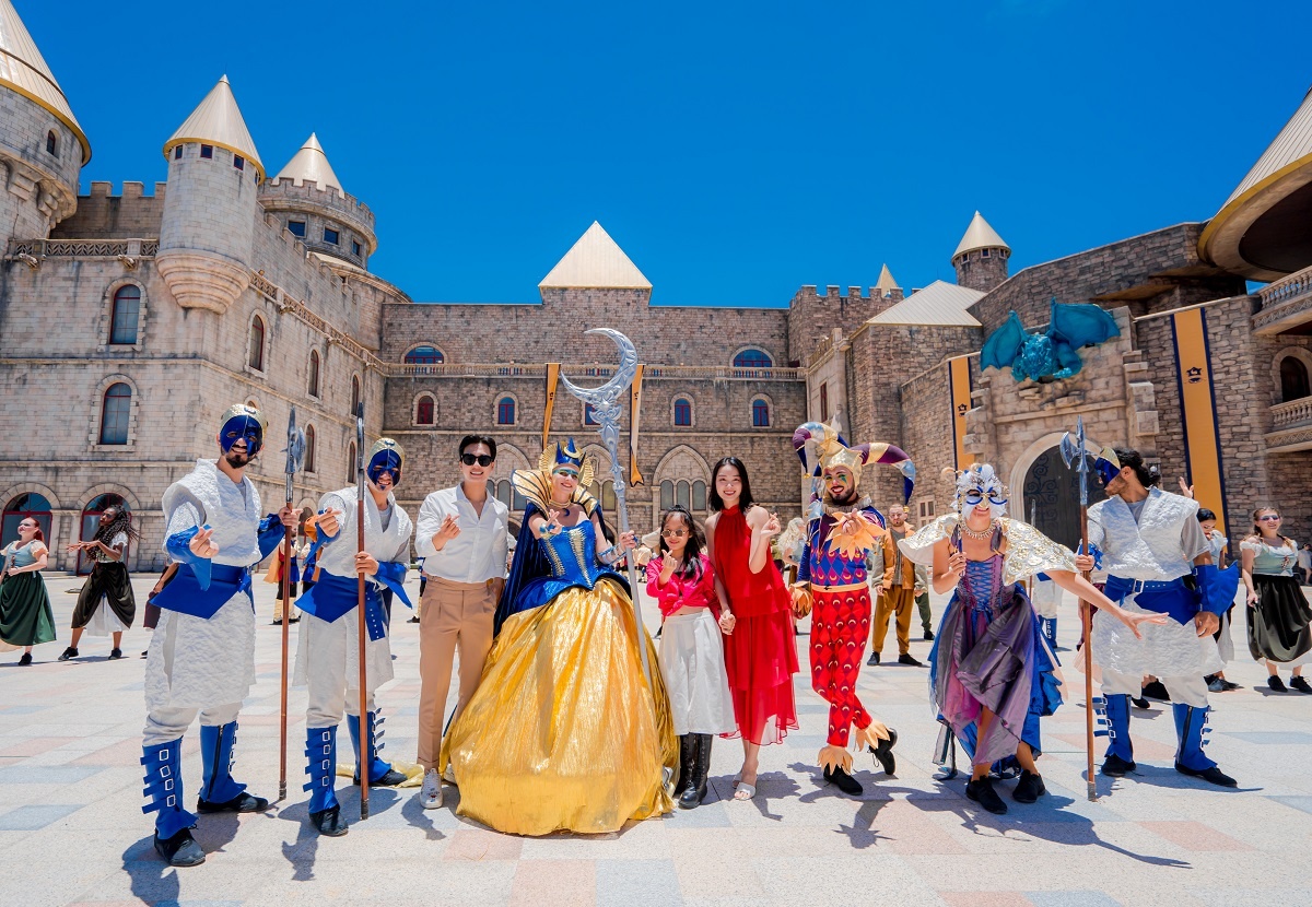 sun world ba na hills khong di theo mot hinh mau cong vien chu de nao tren the gioi