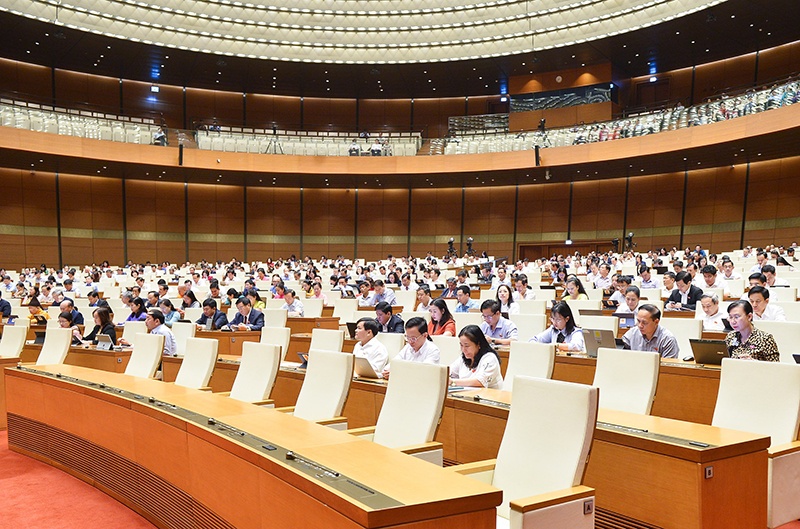 Thủ tướng trả lời chất vấn về cải cách tiền lương; giải pháp khắc phục tình trạng CCVC nghỉ việc thu tuong chinh phu tra loi chat van ve cai cach tien luong giai phap khac phuc tinh trang ccvc nghi viec