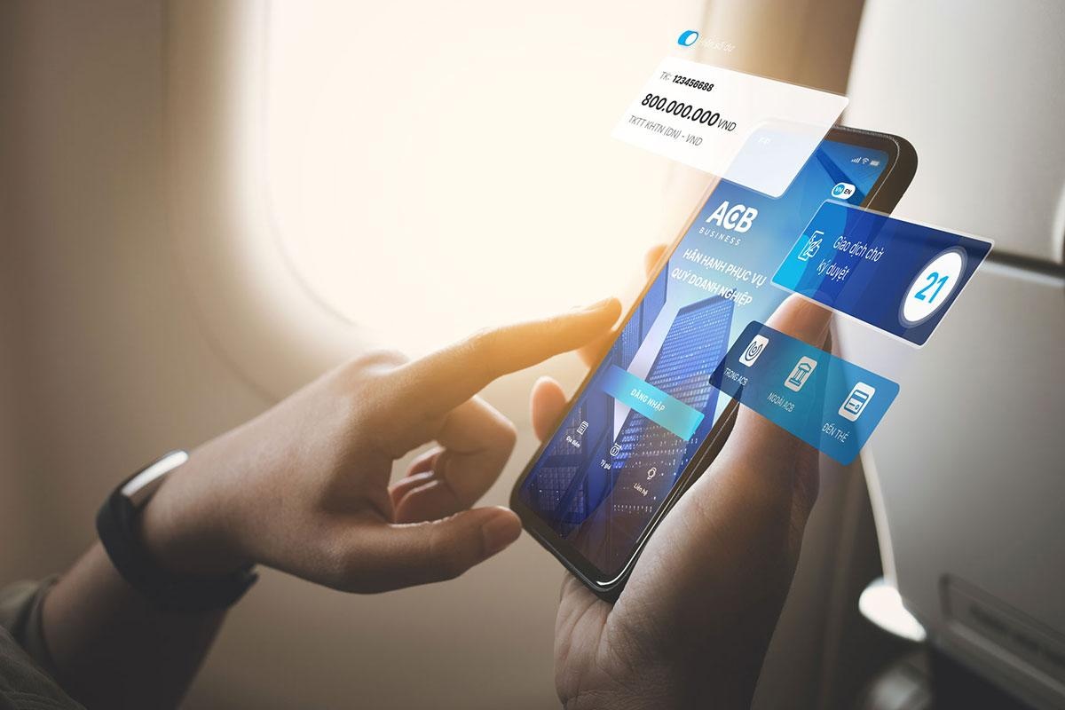 Ngành Ngân hàng tạo động lực chuyển đổi số cả nền kinh tế Ngành Ngân hàng tạo động lực chuyển đổi số cả nền kinh tế